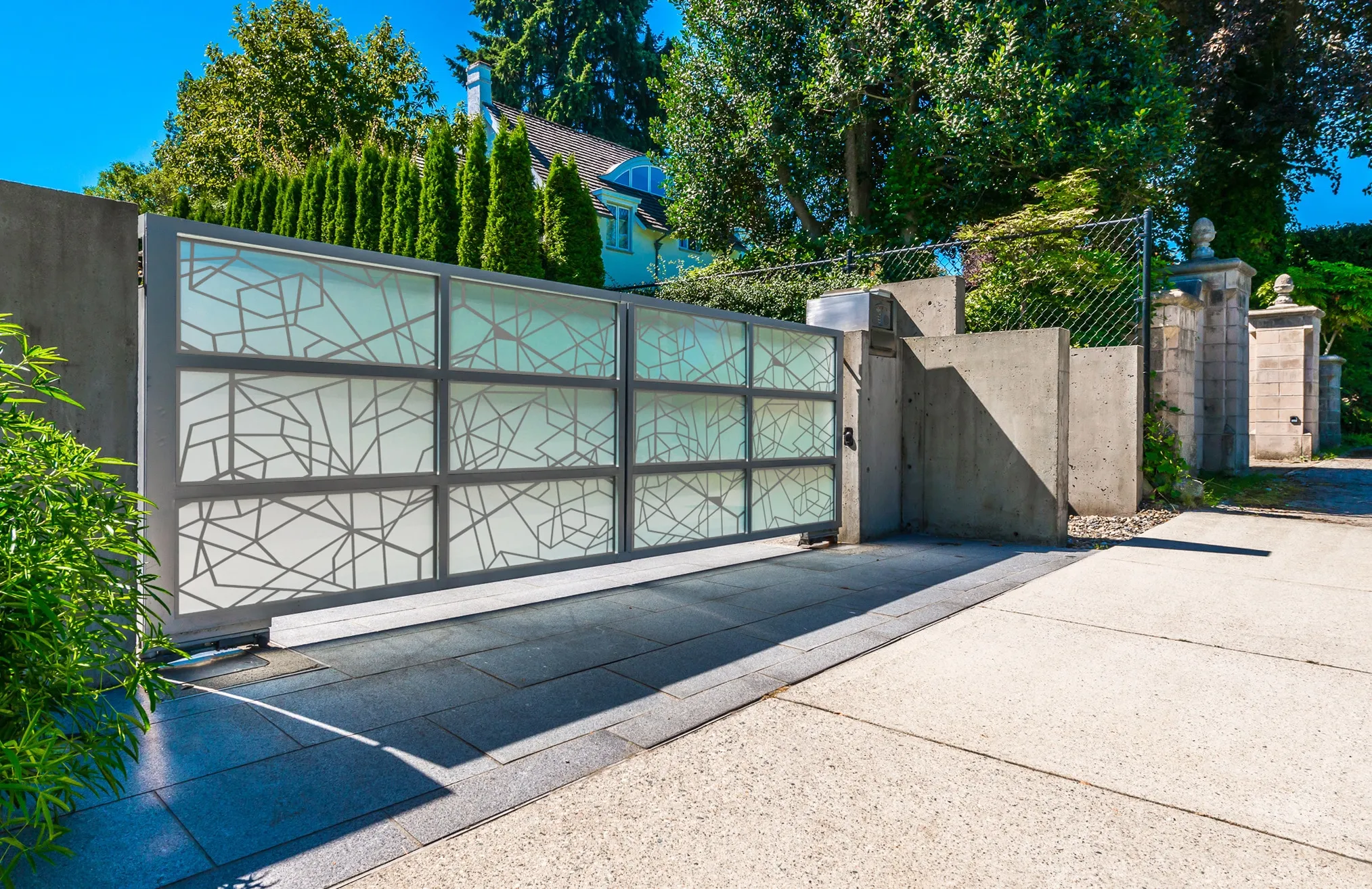 Decorative-Grilles-Tableaux-Outdoor